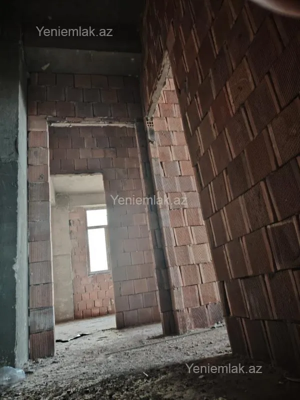 Satılır 3 otaqlı yeni tikili 90 m²