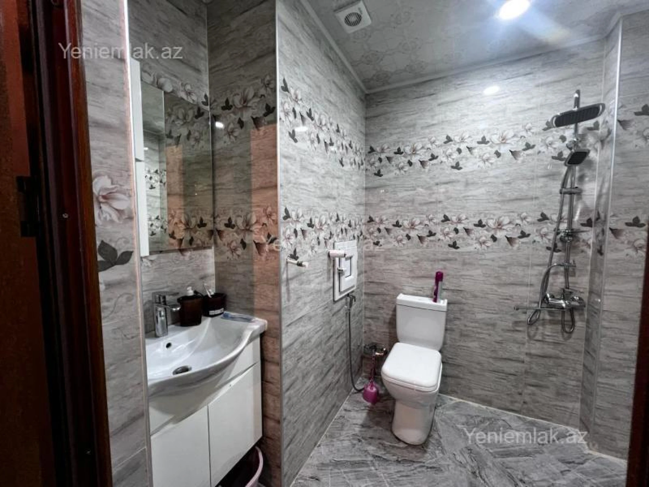 Satılır 2 otaqlı yeni tikili 57 m²