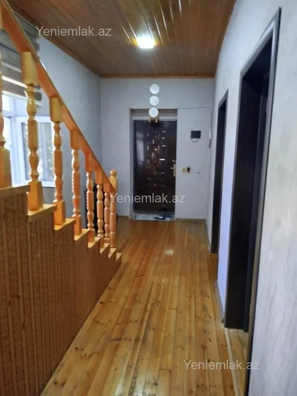 Satılır 4 otaqlı həyət evi 120 m²