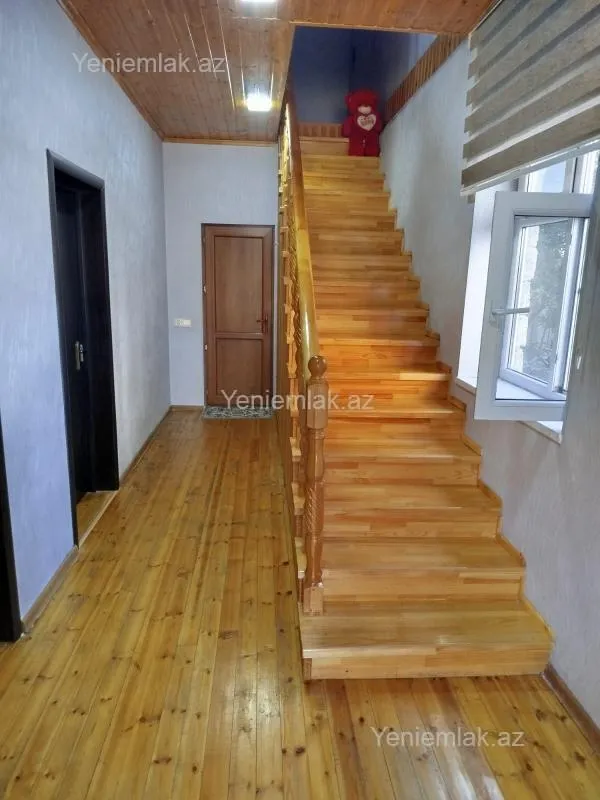 Satılır 4 otaqlı həyət evi 120 m²