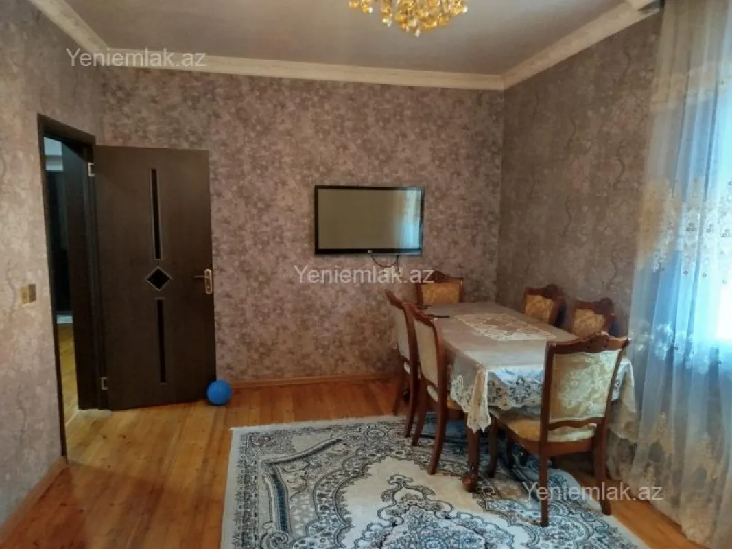 Satılır 4 otaqlı həyət evi 120 m²