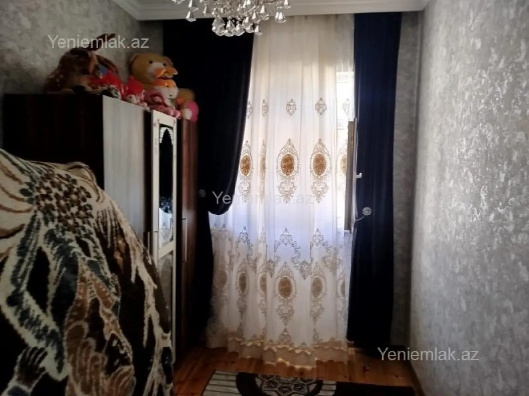 Satılır 4 otaqlı həyət evi 120 m²