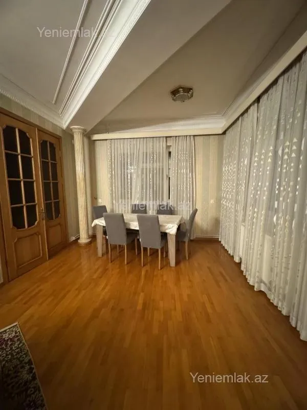 Satılır 3 otaqlı yeni tikili 105 m²