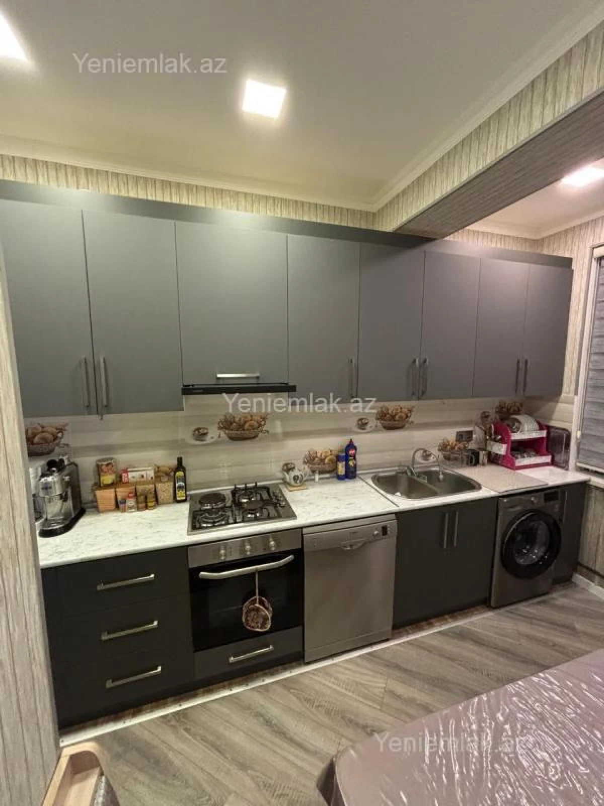 Satılır 3 otaqlı yeni tikili 95 m²