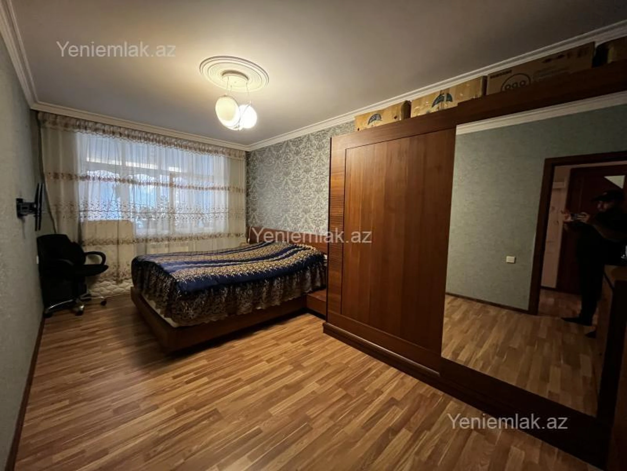 Satılır 3 otaqlı köhnə tikili 76 m²