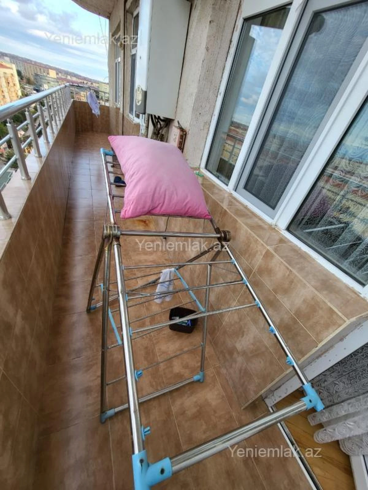 Satılır 2 otaqlı yeni tikili 76 m²