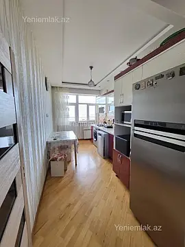 Satılır 2 otaqlı yeni tikili 76 m²