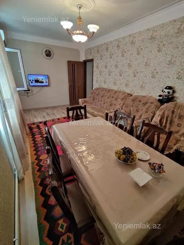 Satılır 2 otaqlı köhnə tikili 50 m²