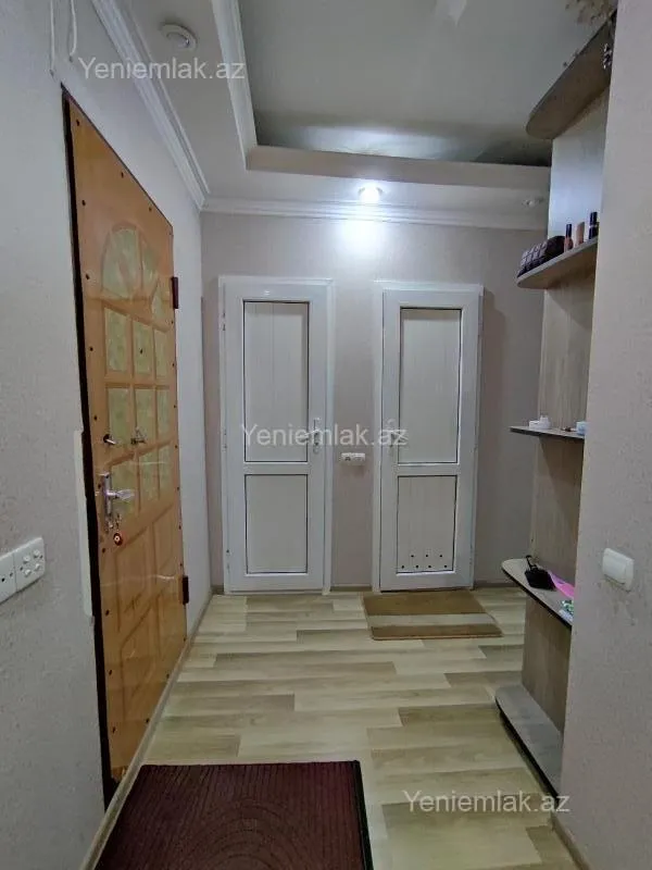 Satılır 2 otaqlı köhnə tikili 50 m²