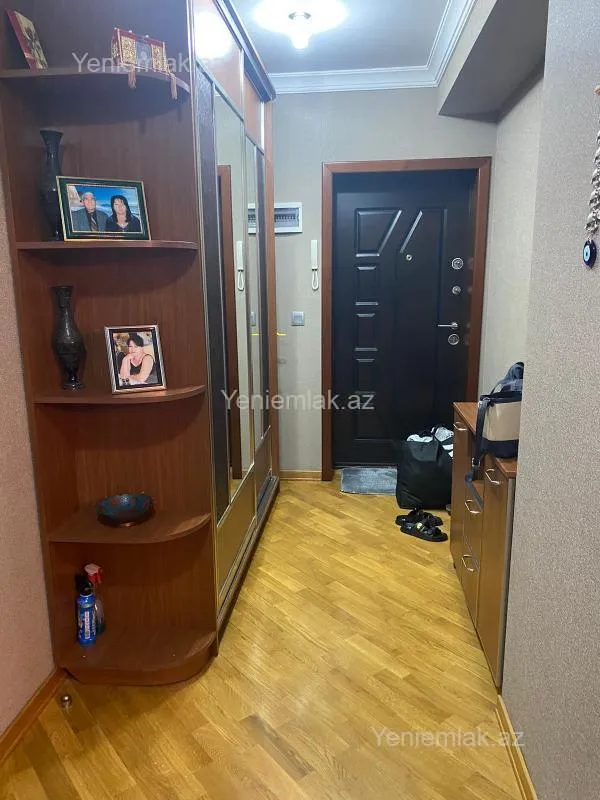 Satılır 2 otaqlı yeni tikili 65 m²