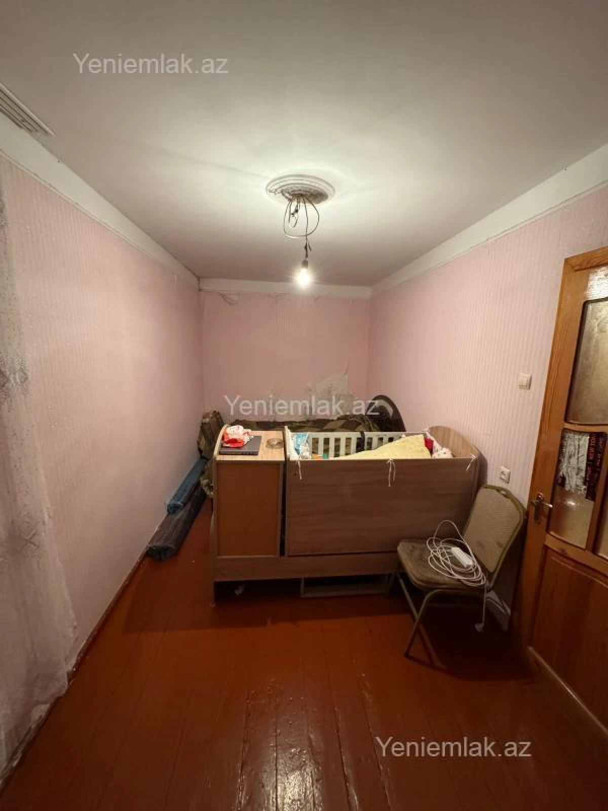 Satılır 2 otaqlı köhnə tikili 48 m²