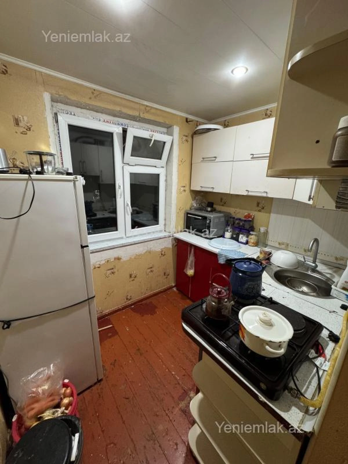 Satılır 2 otaqlı köhnə tikili 48 m²