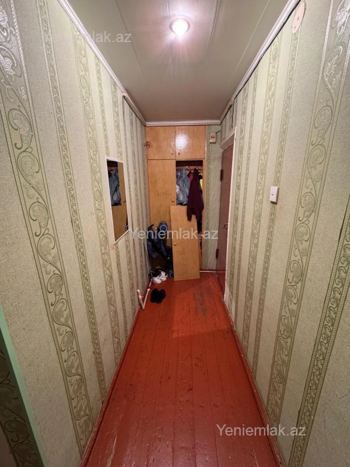 Satılır 2 otaqlı köhnə tikili 48 m²