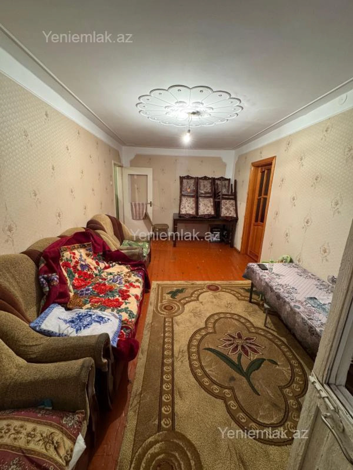 Satılır 2 otaqlı köhnə tikili 48 m²