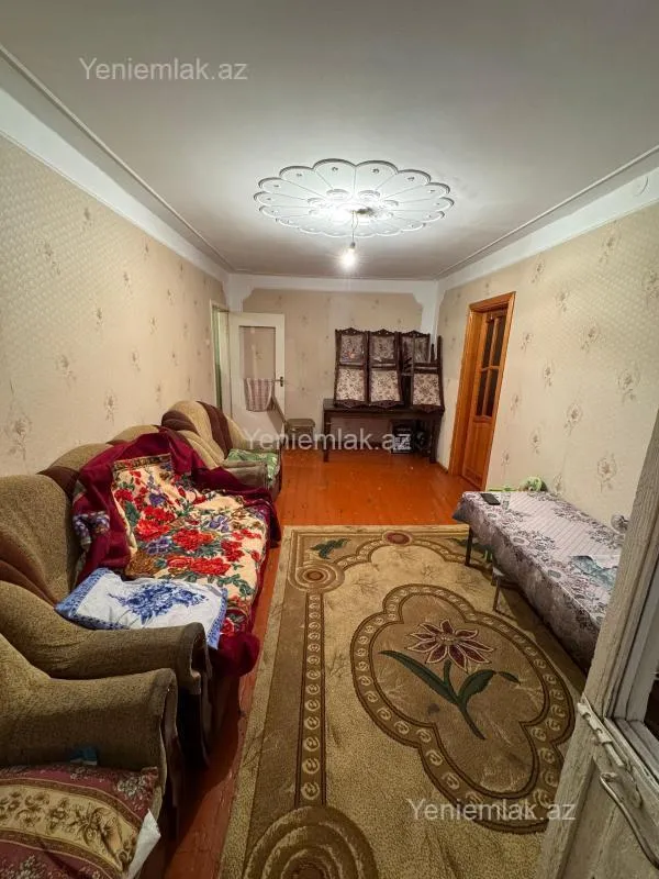 Satılır 2 otaqlı köhnə tikili 48 m²