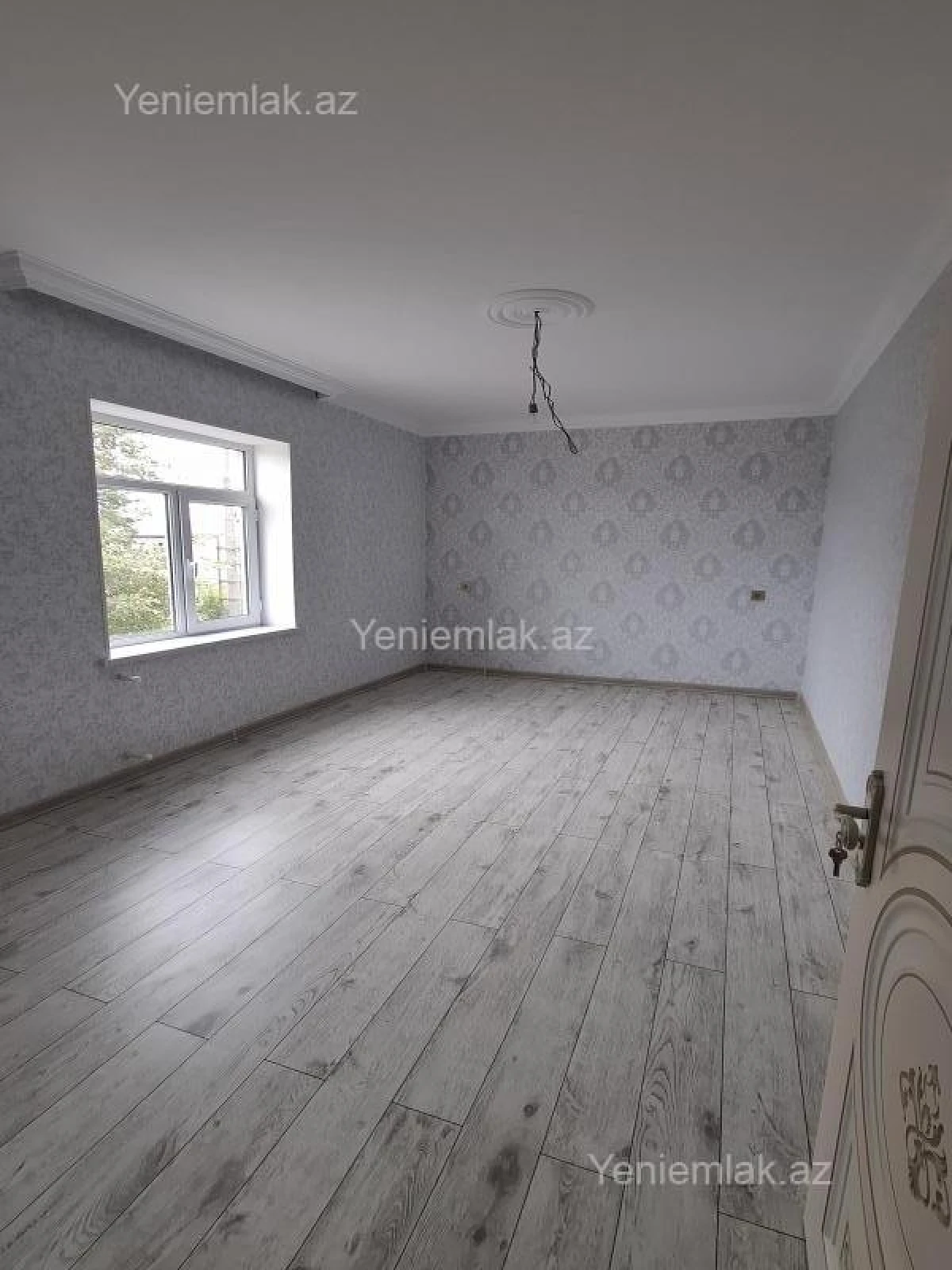 Satılır 4 otaqlı həyət evi 160 m²