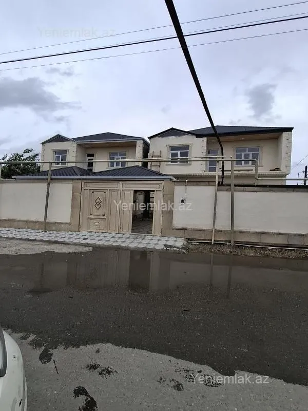 Satılır 4 otaqlı həyət evi 160 m²