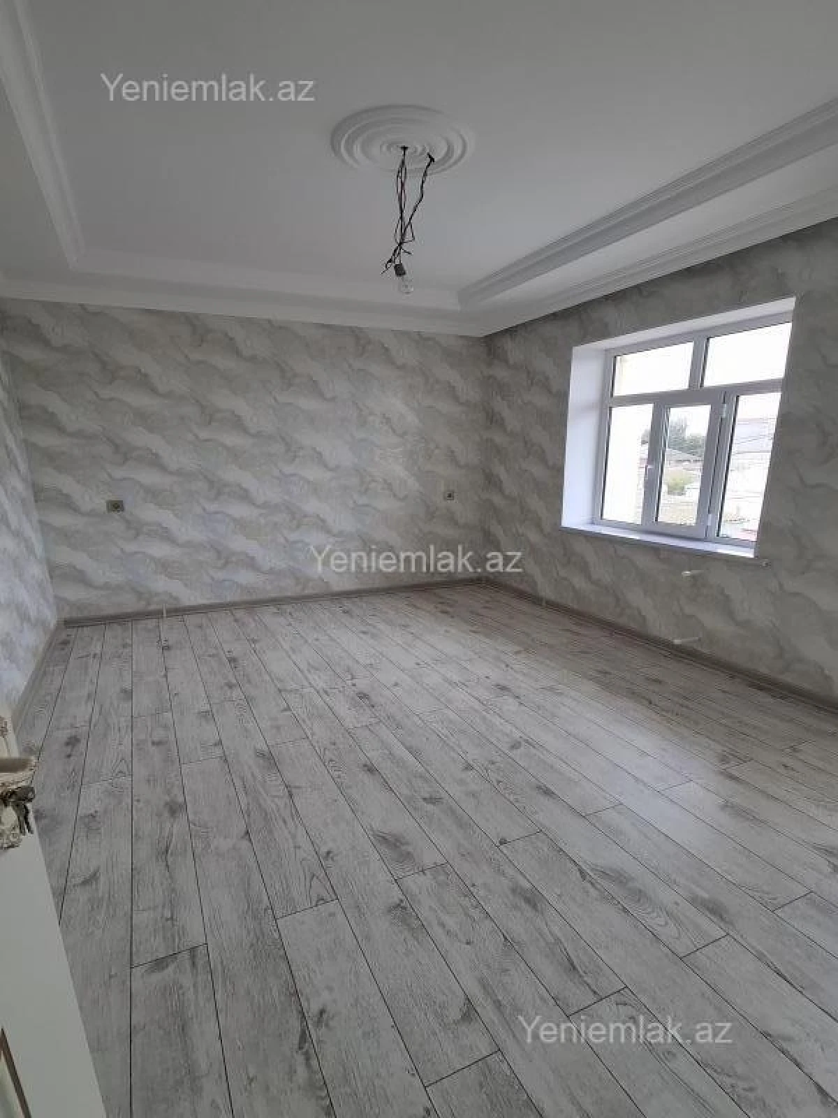 Satılır 4 otaqlı həyət evi 160 m²