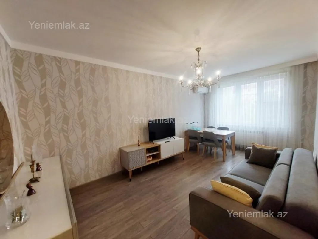 Satılır 3 otaqlı köhnə tikili 75 m²