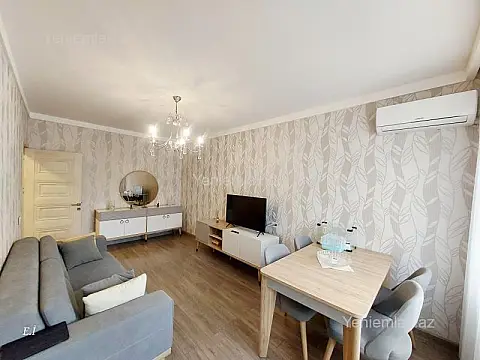 Satılır 3 otaqlı köhnə tikili 75 m²