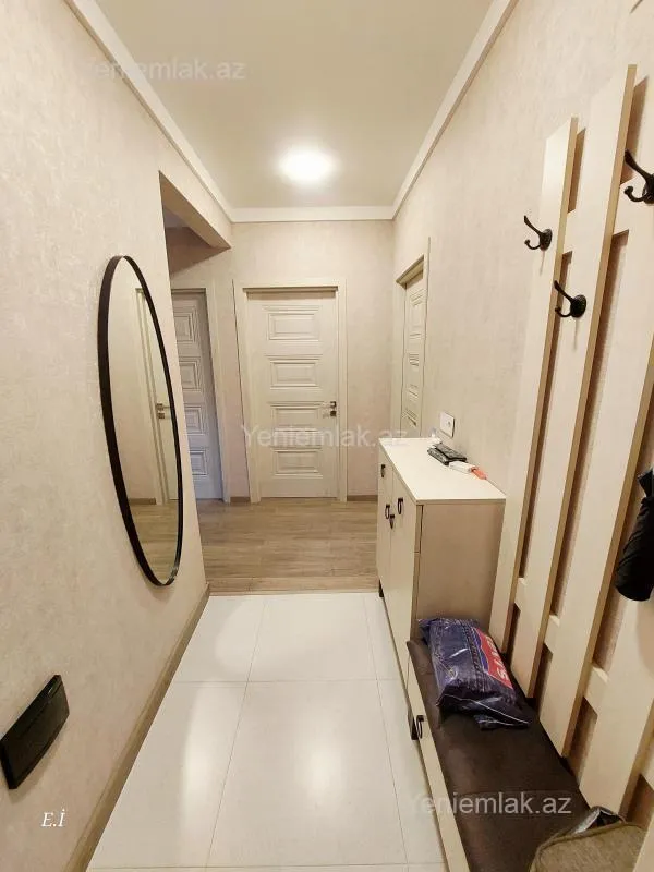 Satılır 3 otaqlı köhnə tikili 75 m²