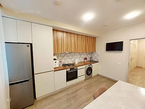 Satılır 3 otaqlı köhnə tikili 75 m²