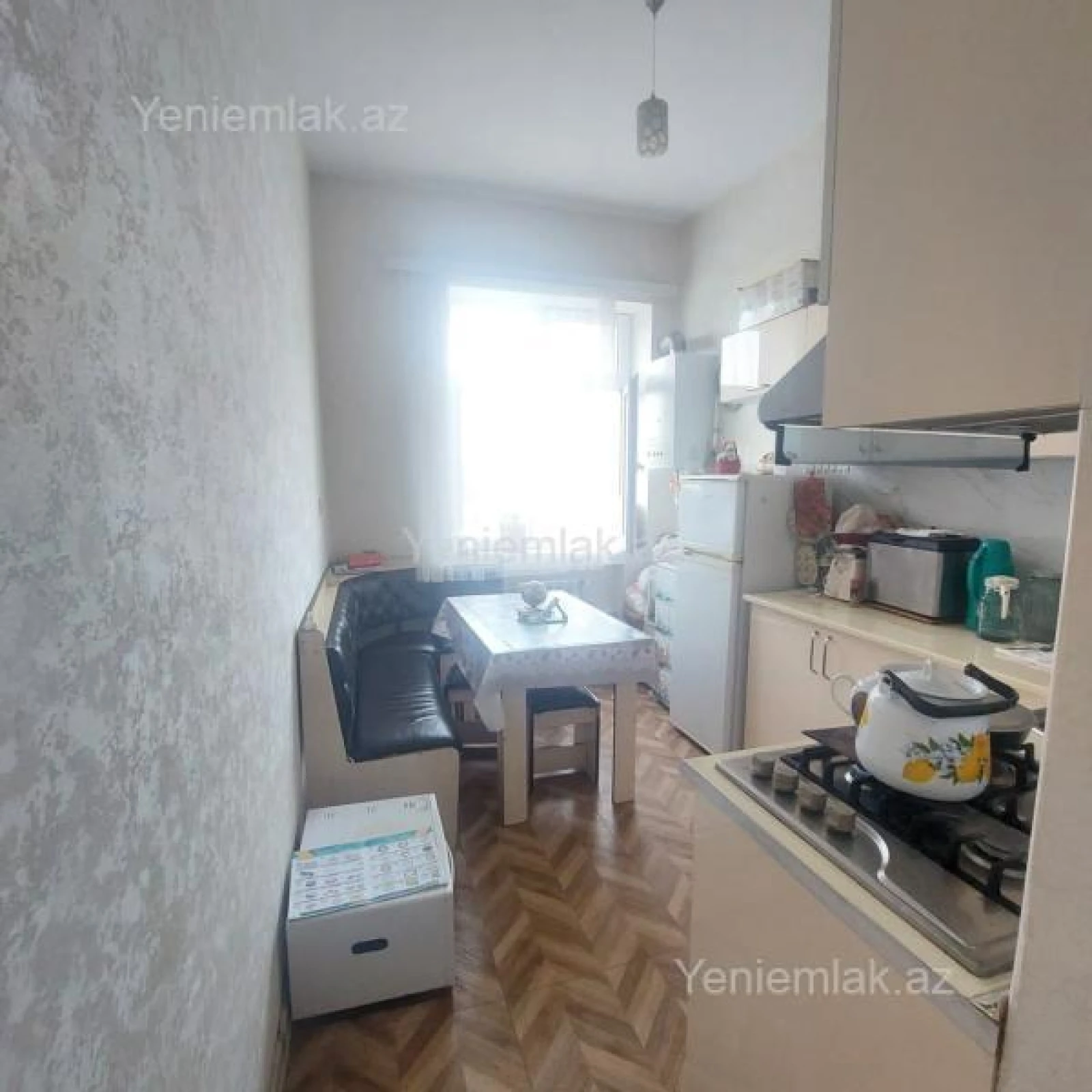 Satılır 2 otaqlı köhnə tikili 47 m²