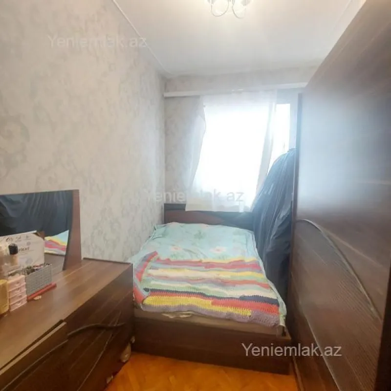 Satılır 2 otaqlı köhnə tikili 47 m²