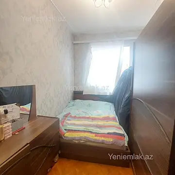 Satılır 2 otaqlı köhnə tikili 47 m²