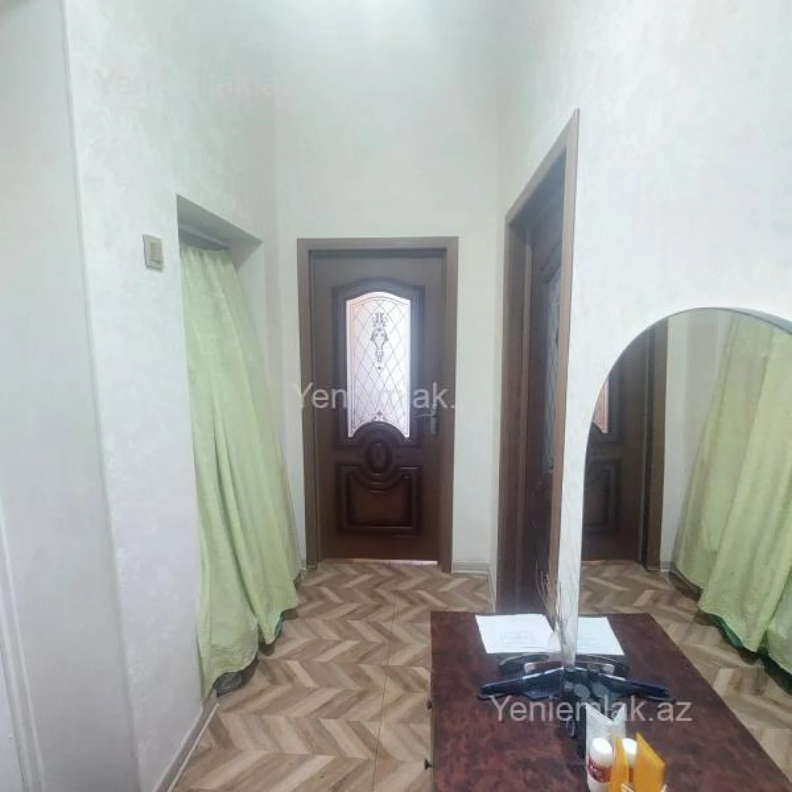 Satılır 2 otaqlı köhnə tikili 47 m²