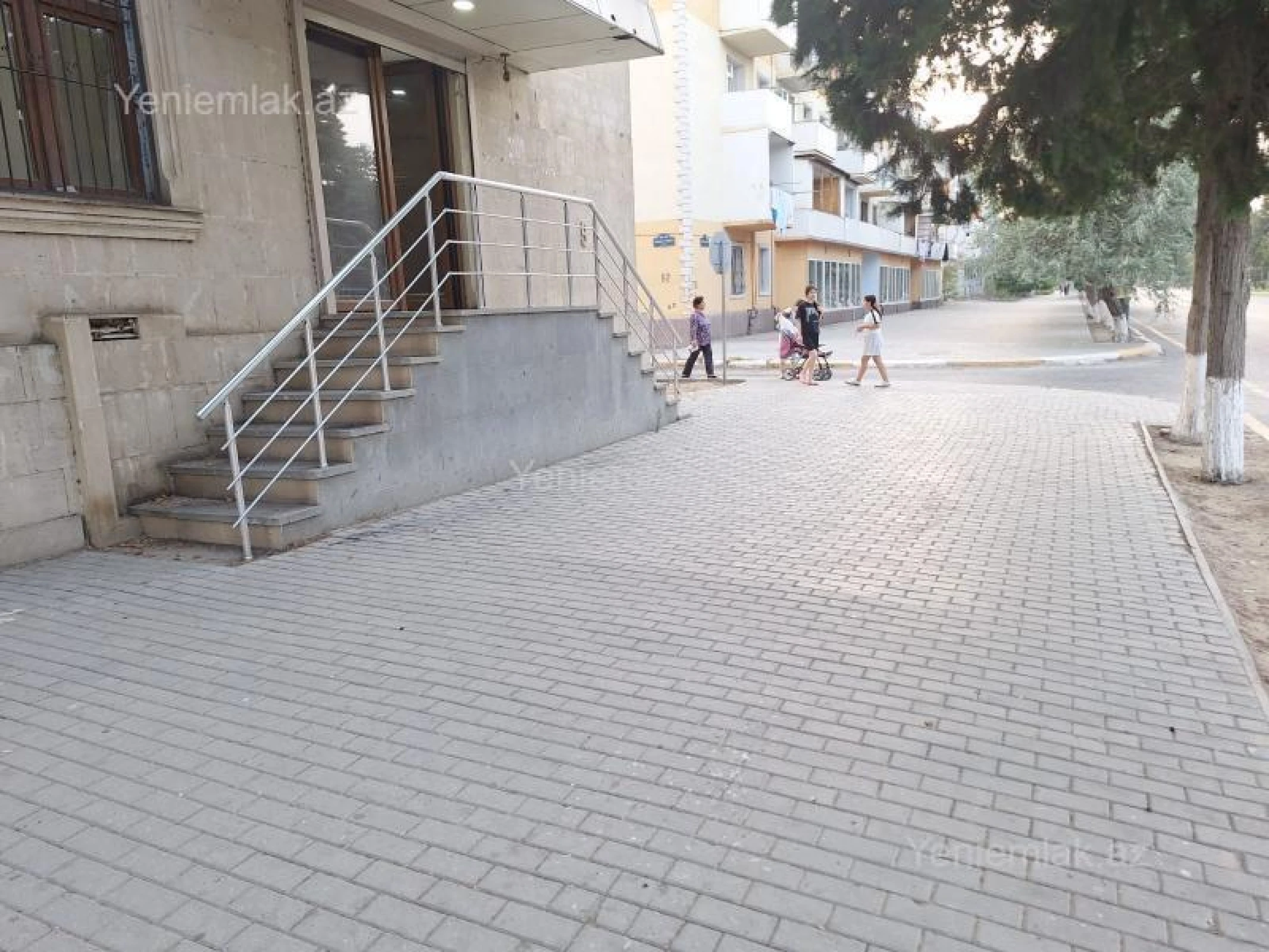 Satılır 4 otaqlı obyekt 46 m²