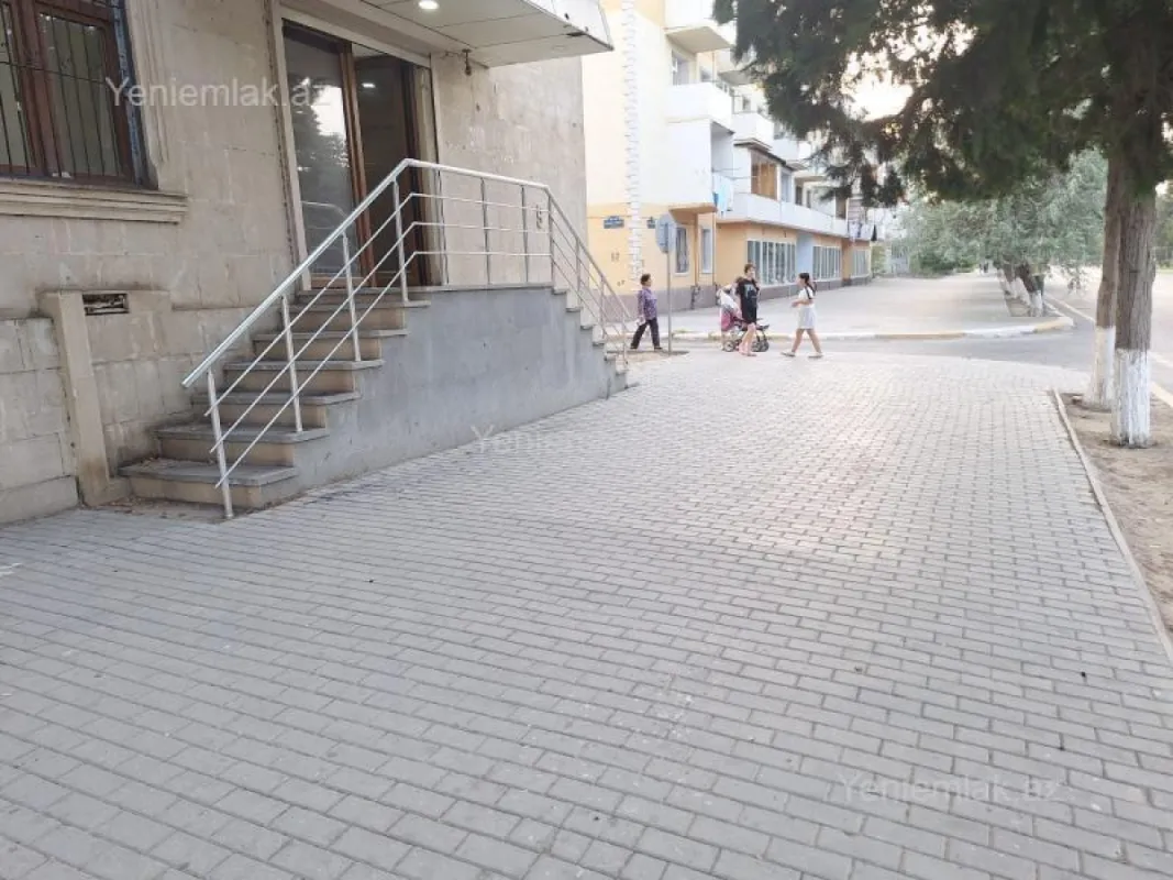 Satılır 4 otaqlı obyekt 46 m²