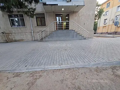 Satılır 4 otaqlı obyekt 46 m²