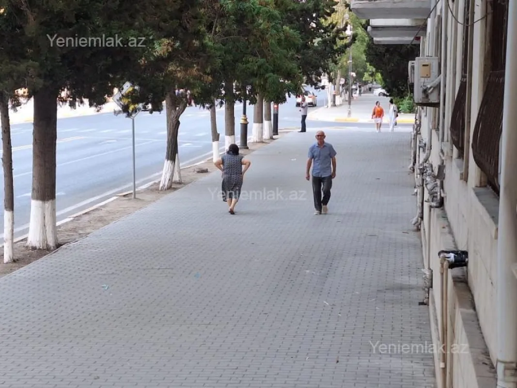 Satılır 4 otaqlı obyekt 46 m²