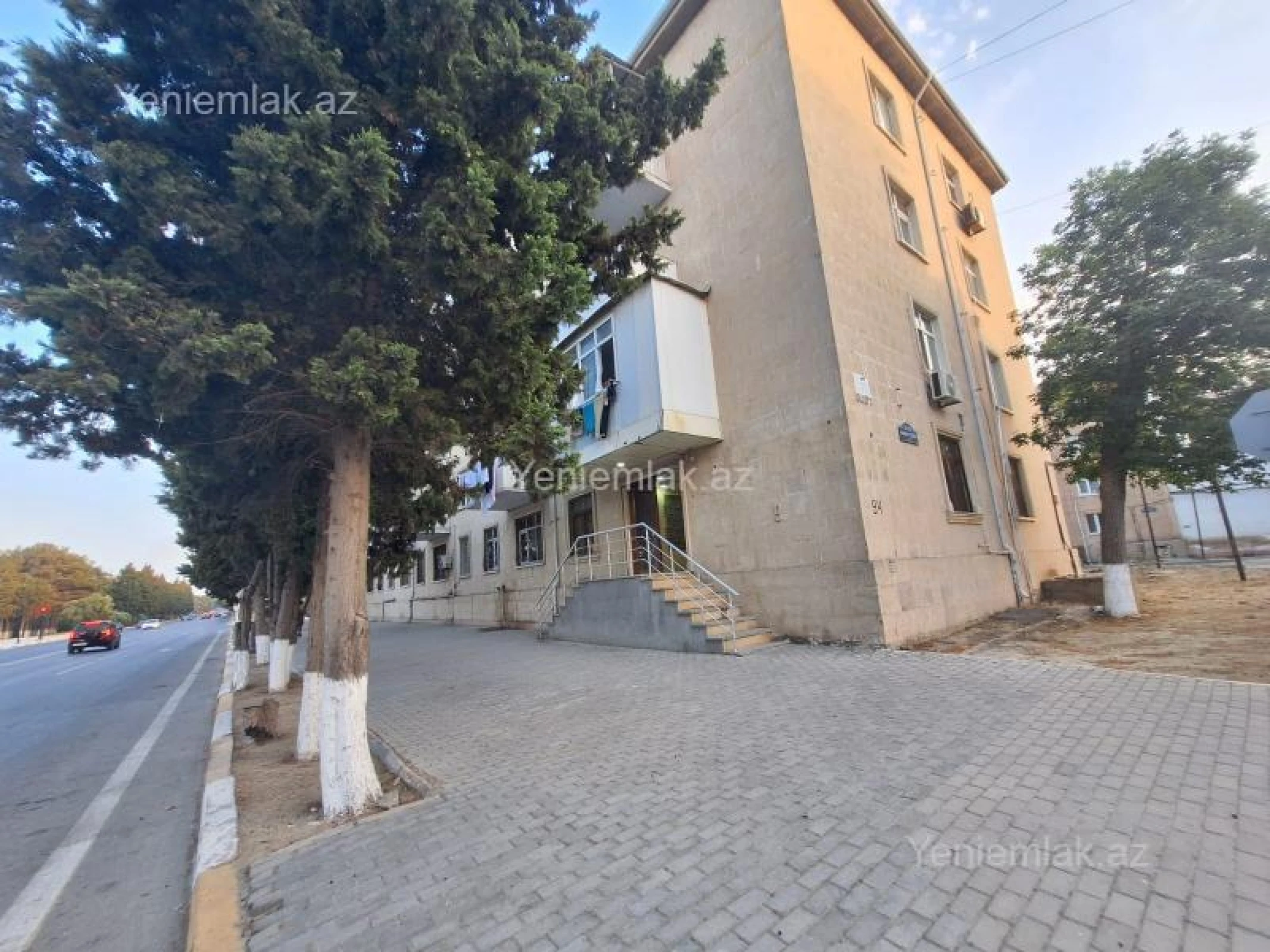 Satılır 4 otaqlı obyekt 46 m²