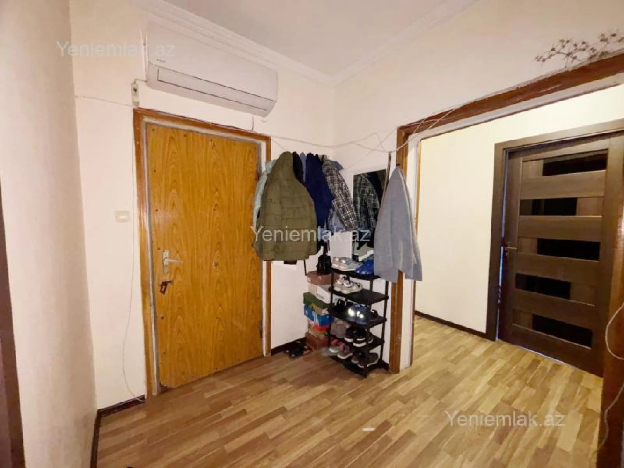 Satılır 3 otaqlı köhnə tikili 80 m²