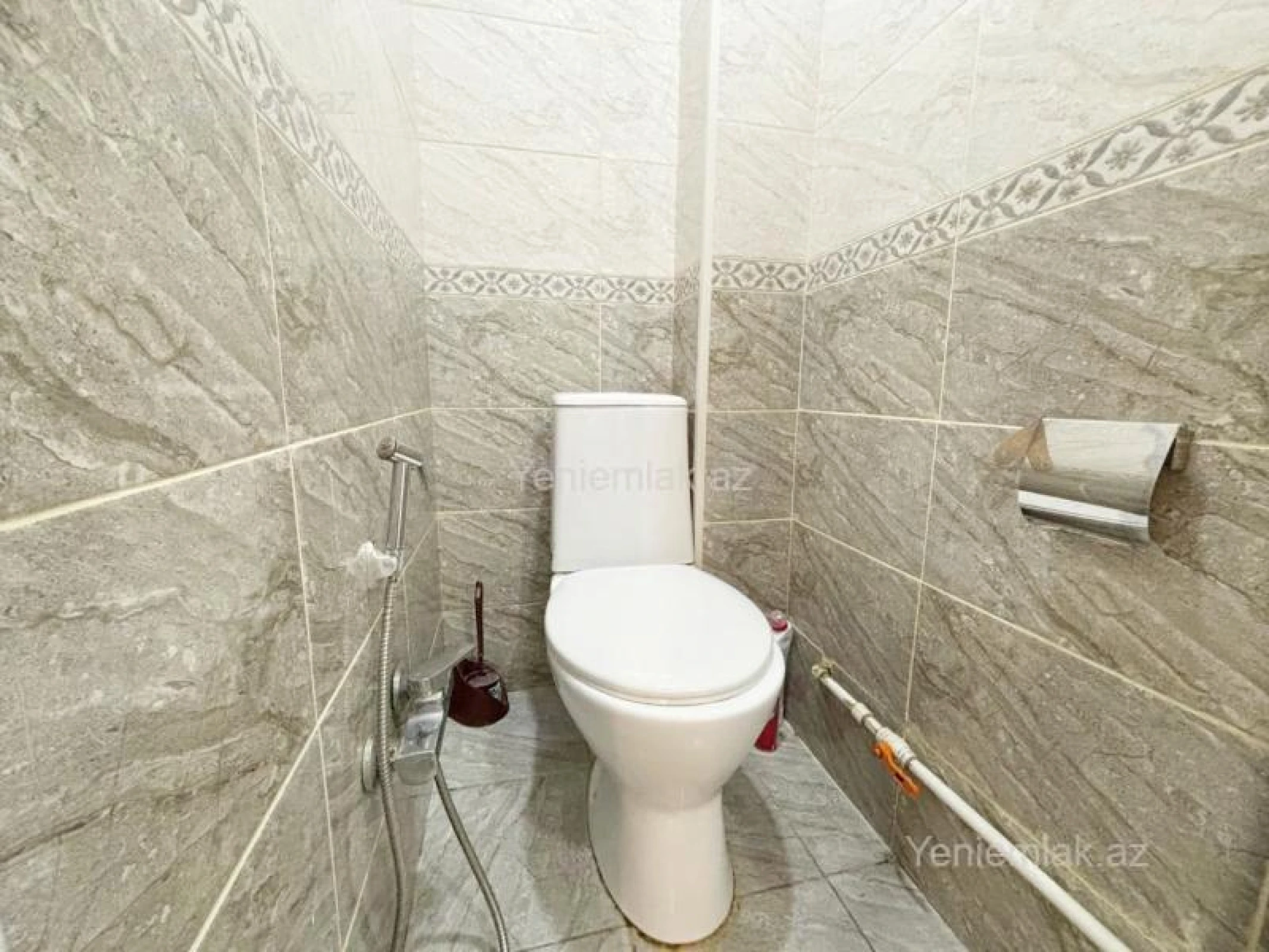 Satılır 3 otaqlı köhnə tikili 80 m²