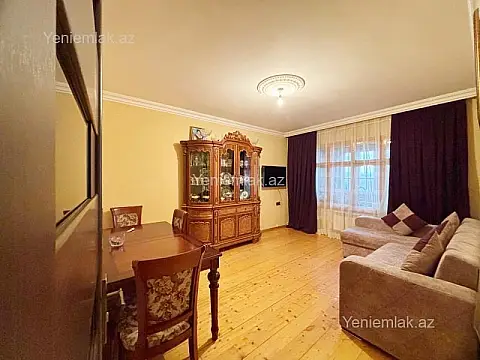 Satılır 3 otaqlı köhnə tikili 80 m² — Sumqayıt, 3-cü mikrorayon 3 otaq 80.00 m²
