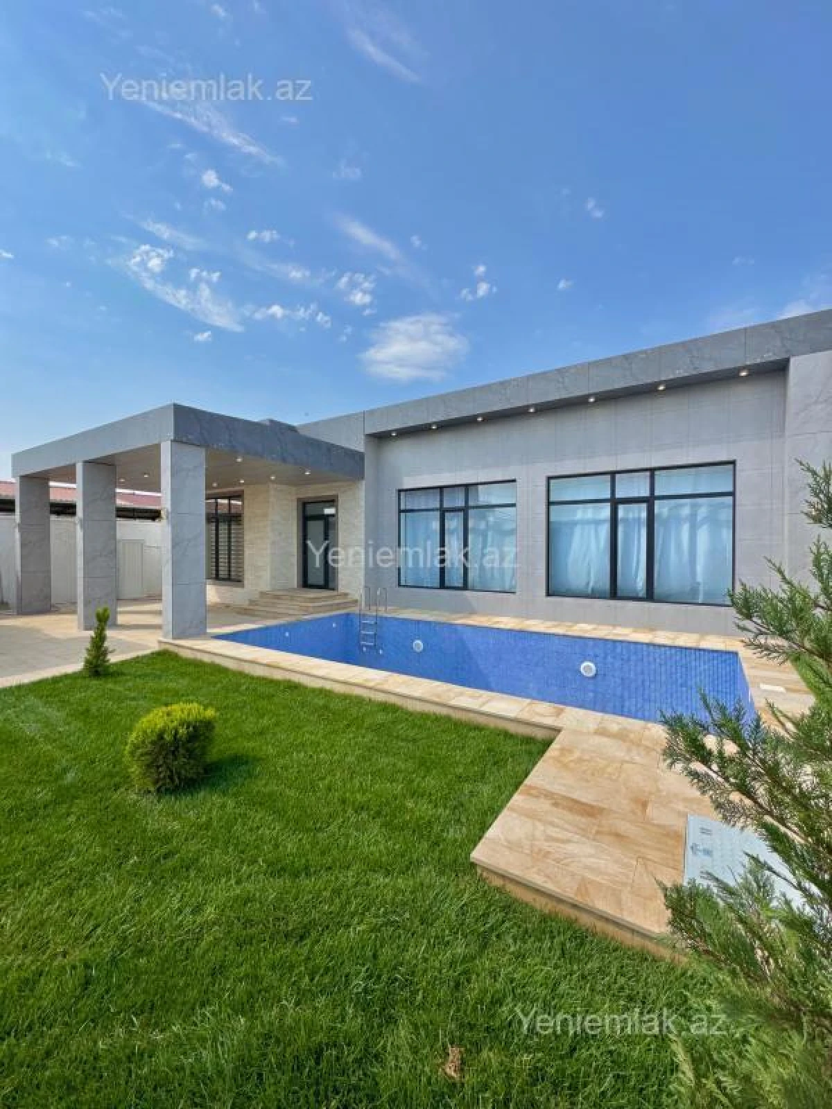 Satılır 5 otaqlı həyət evi 200 m²