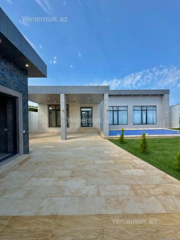 Satılır 5 otaqlı həyət evi 200 m²