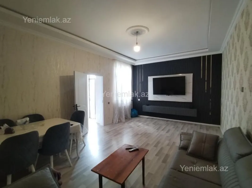 Satılır 4 otaqlı həyət evi 140 m²
