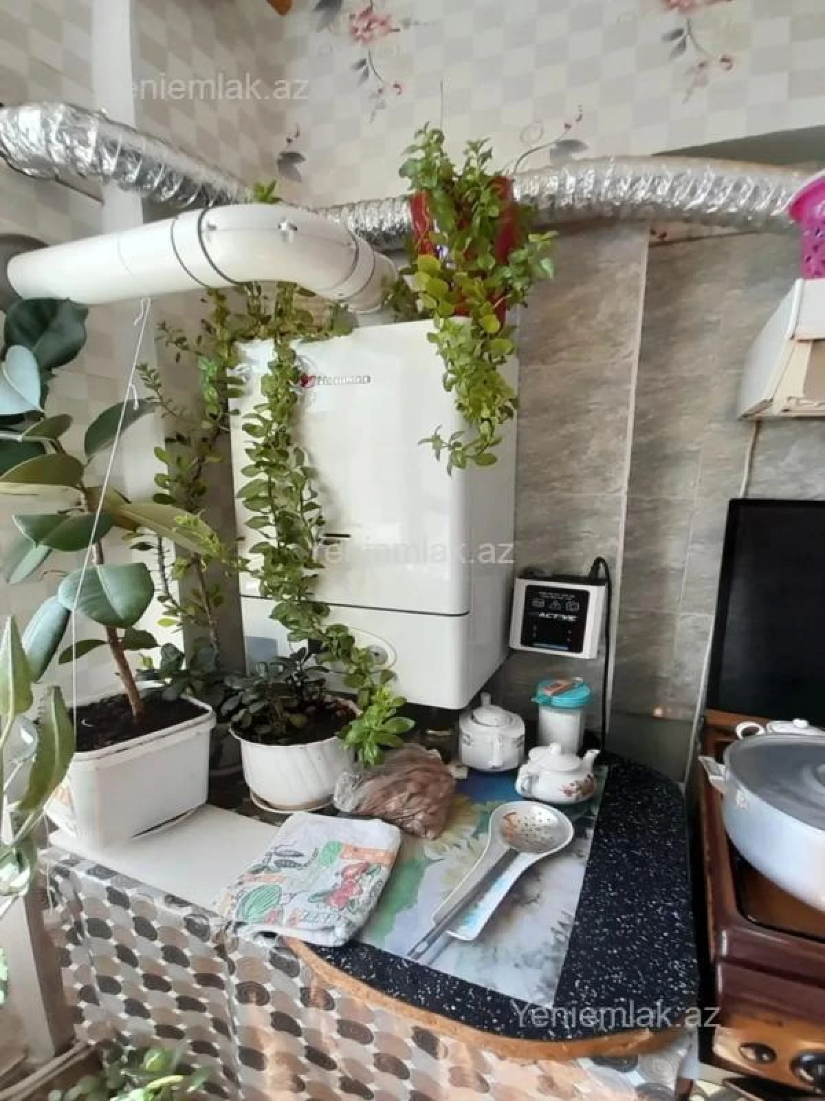 Satılır 3 otaqlı köhnə tikili 80 m²