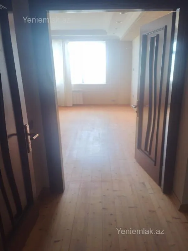 Satılır 3 otaqlı yeni tikili 86 m²
