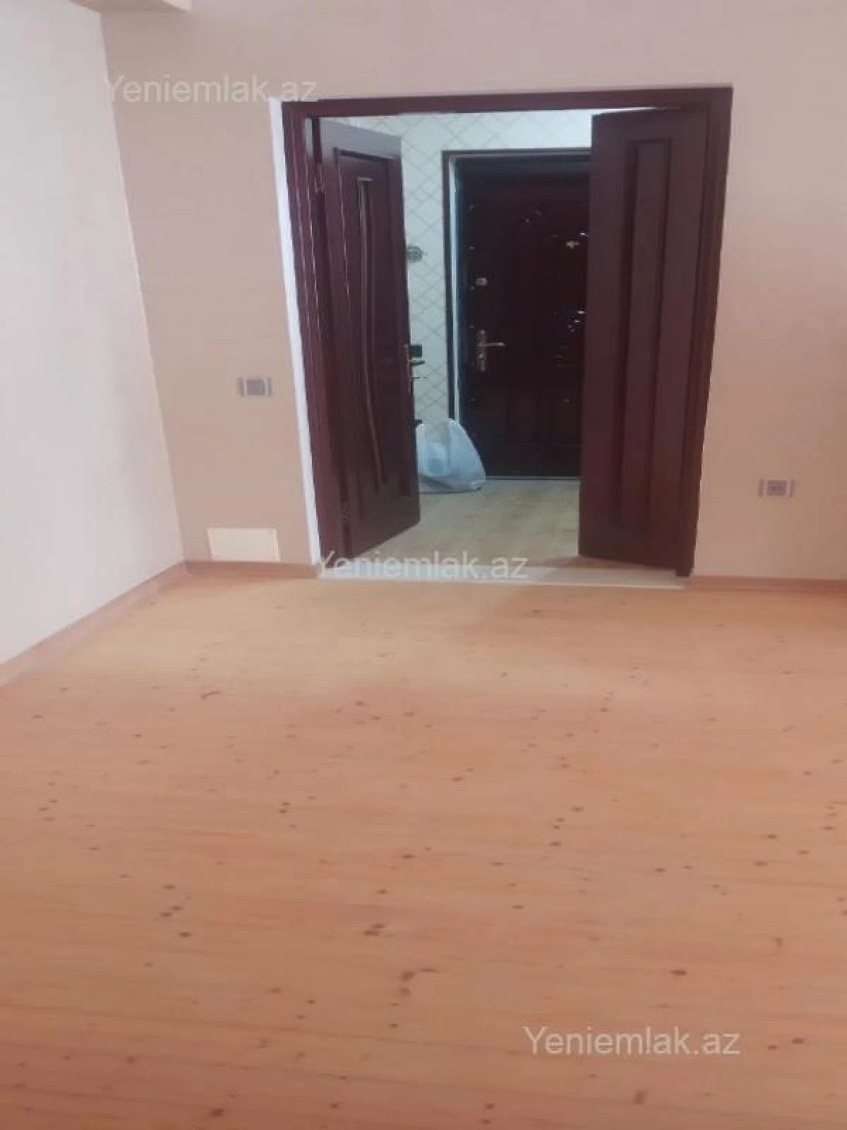 Satılır 3 otaqlı yeni tikili 86 m²
