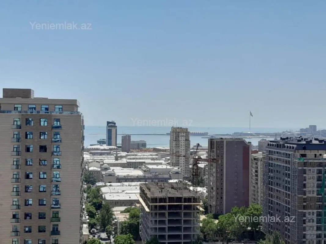 Satılır 3 otaqlı yeni tikili 141 m²