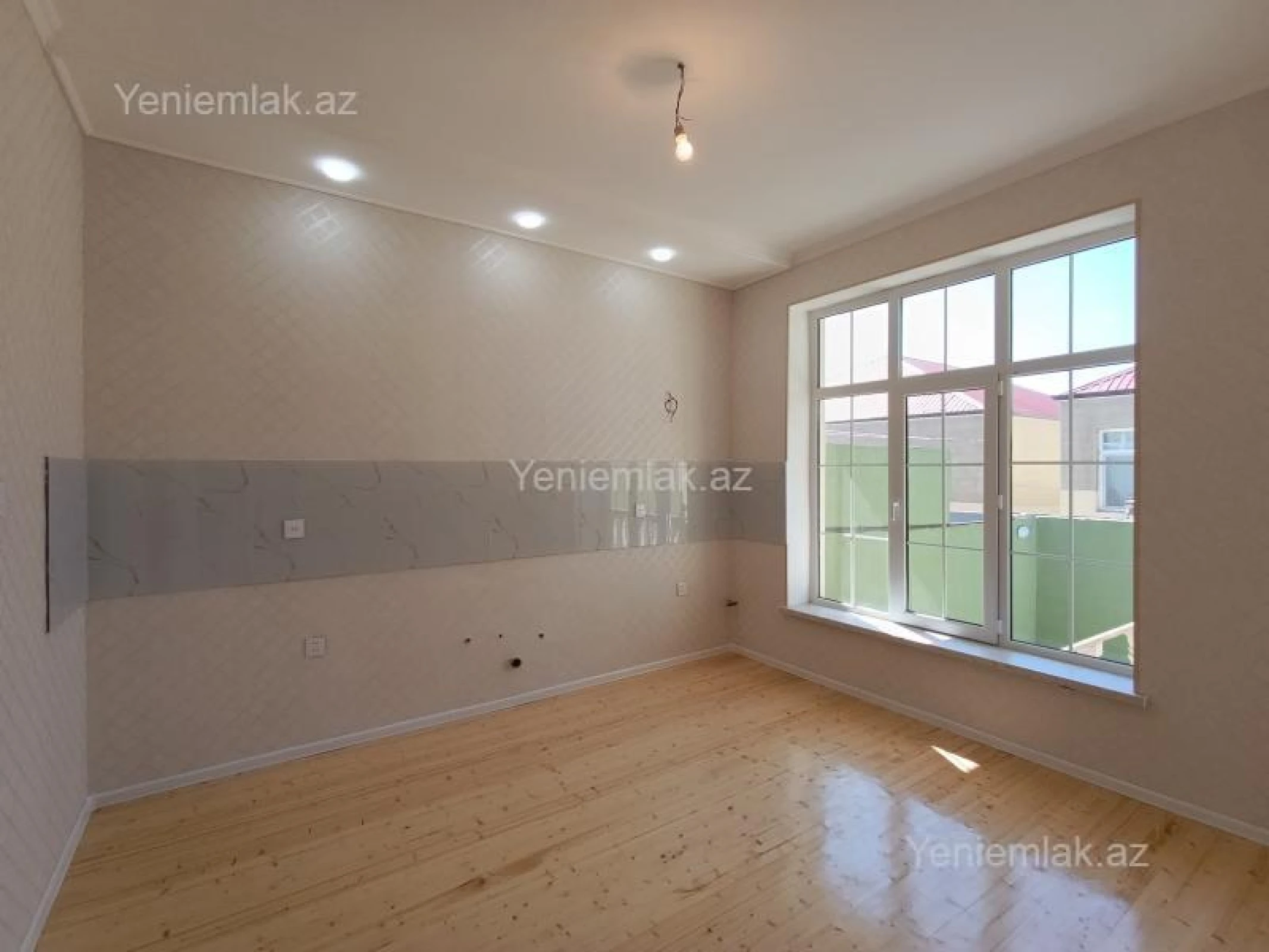 Satılır 4 otaqlı həyət evi 120 m²