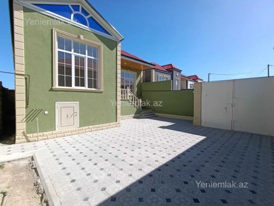 Satılır 4 otaqlı həyət evi 120 m²