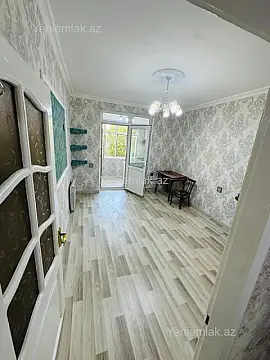 Satılır 3 otaqlı köhnə tikili 43 m²