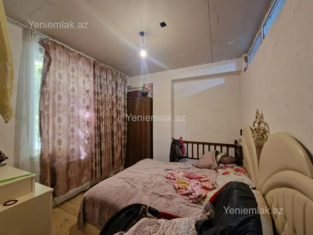 Satılır 3 otaqlı yeni tikili 42 m²