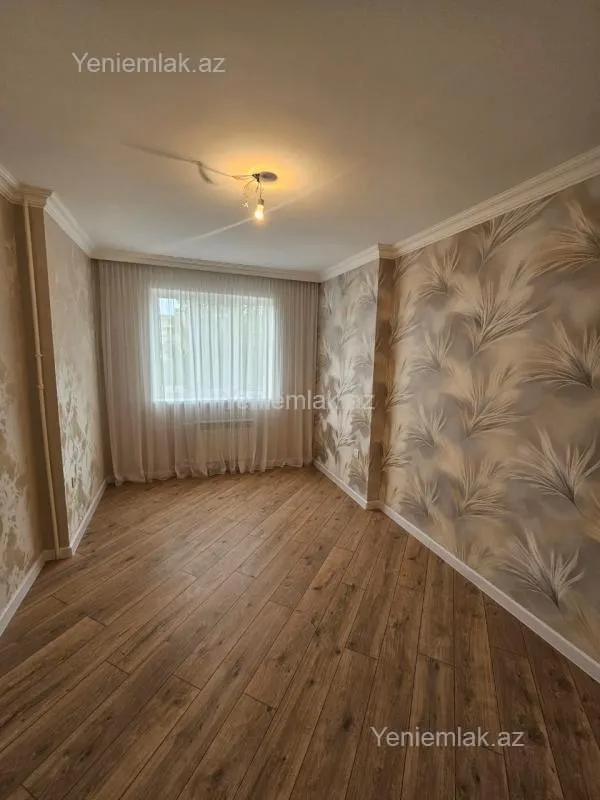 Satılır 3 otaqlı köhnə tikili 75 m²